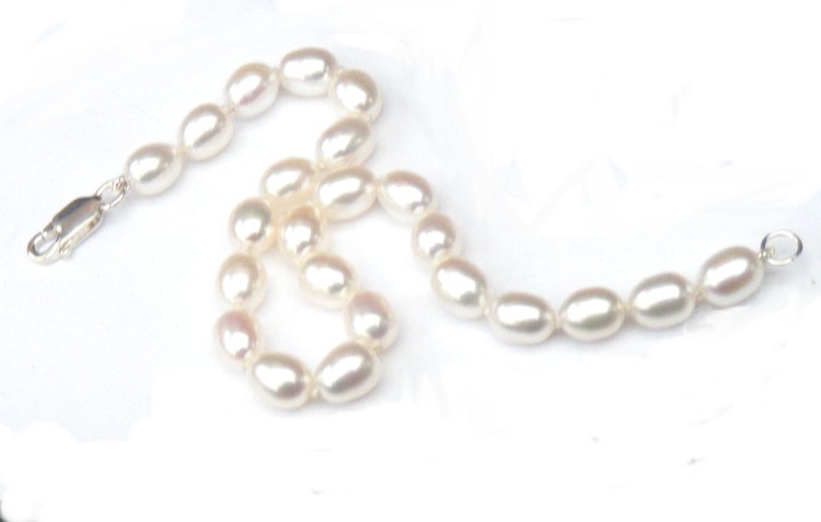 White 6.4mm Elliptical Pearls Bracelet